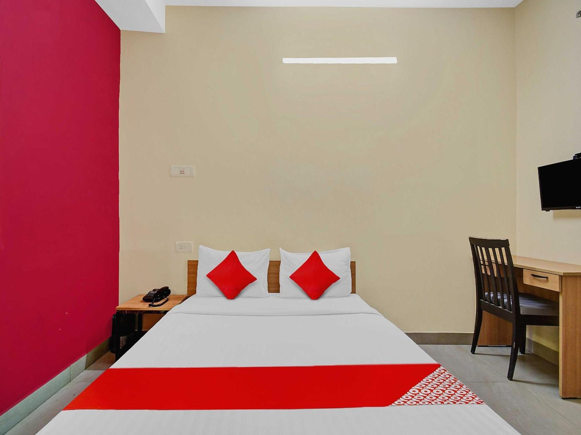 Hotel O Grand Lazeez Hāora エクステリア 写真