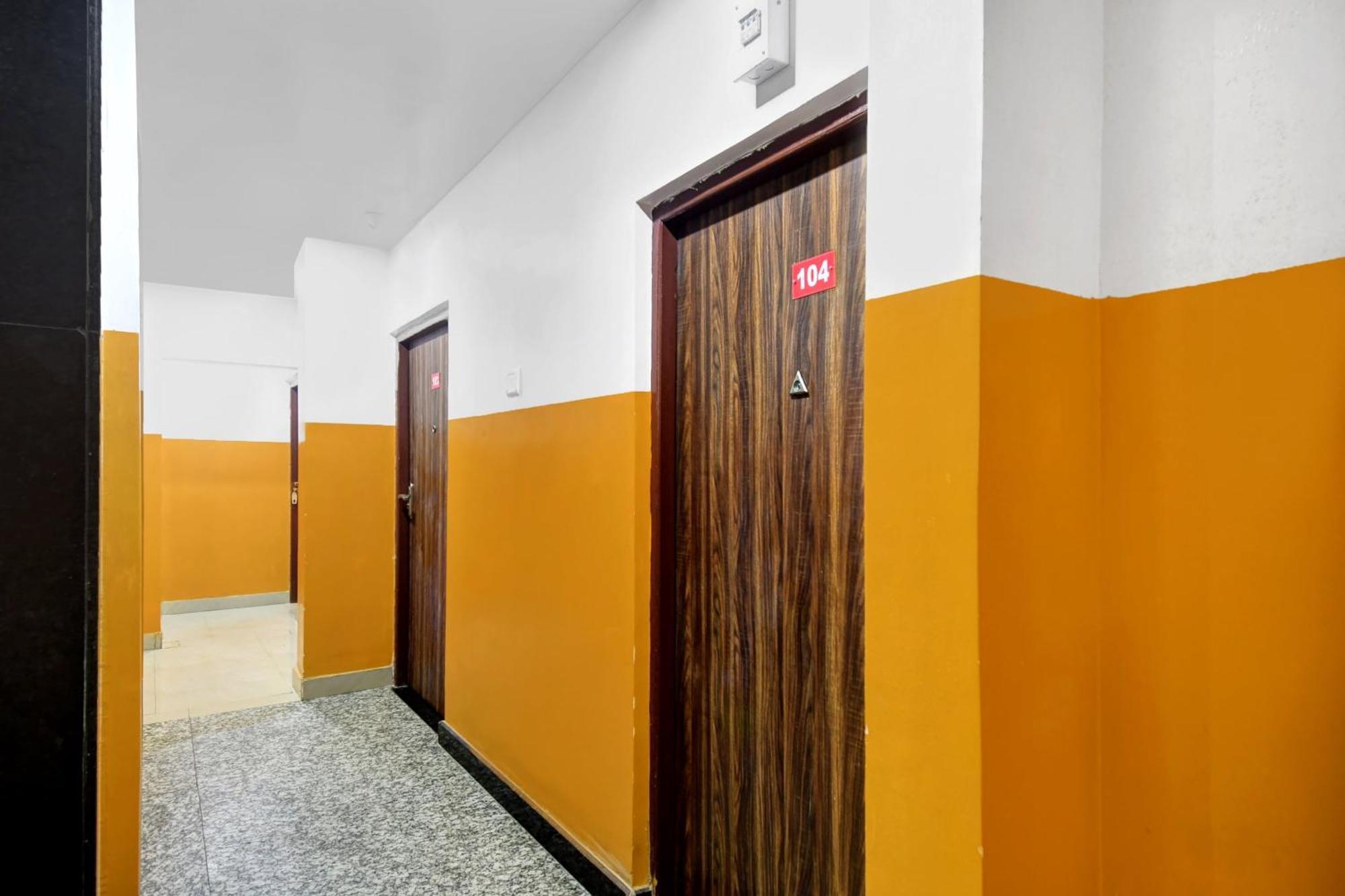 Hotel O Grand Lazeez Hāora エクステリア 写真